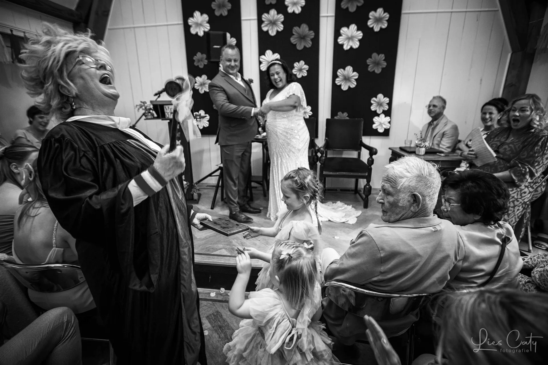 Een bruiloft op een eiland. -  Marscha & Michel foto