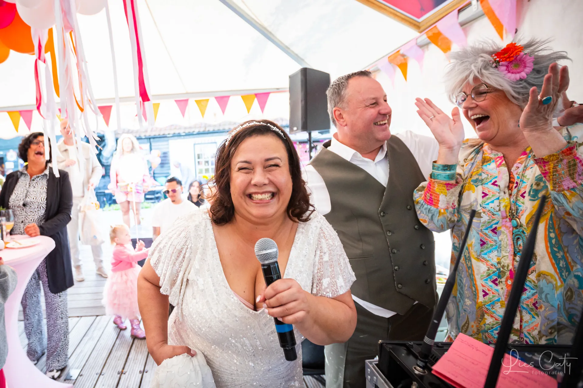 Een bruiloft op een eiland. -  Marscha & Michel foto