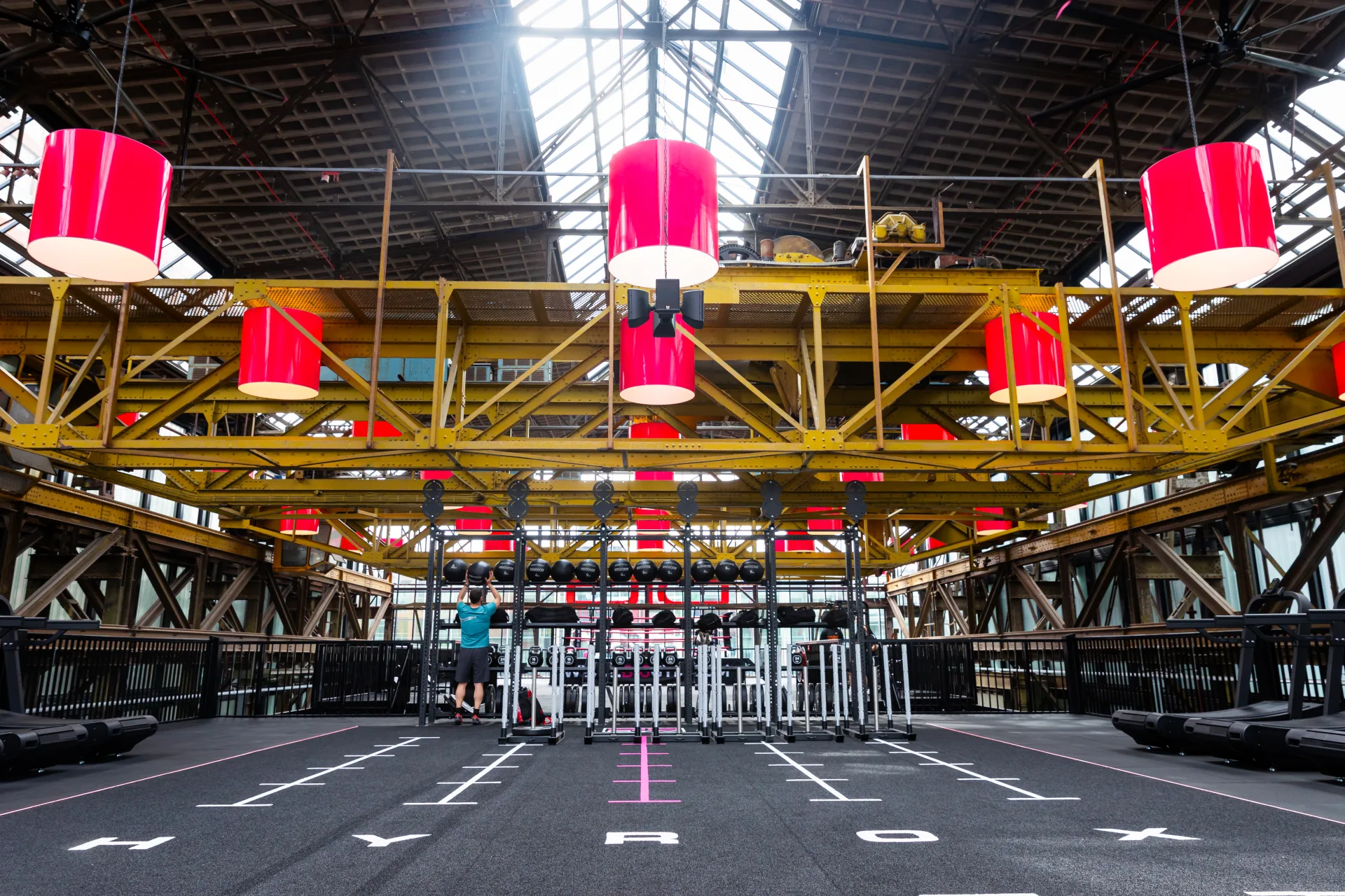 Big Gym opening Amsterdam Werkspoor hal