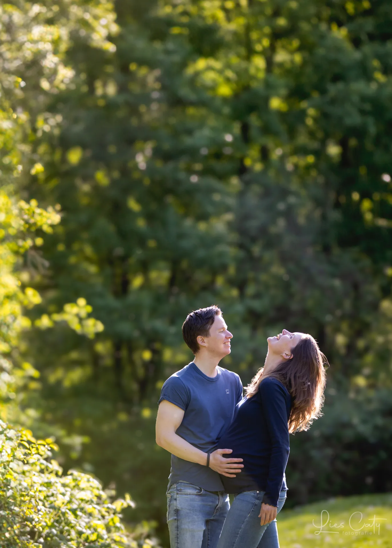 Zwangerschapshoot Kelly en Menno in Hargen en Alkmaar foto